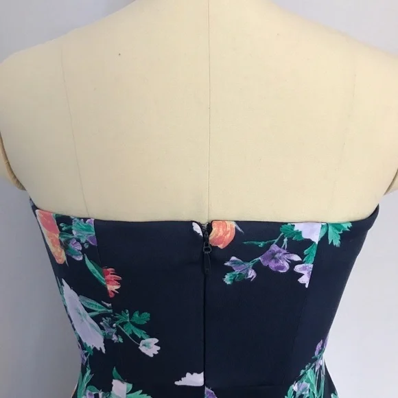 New York and Company Navy Floral Strapless Dress - Picture 5 of 7